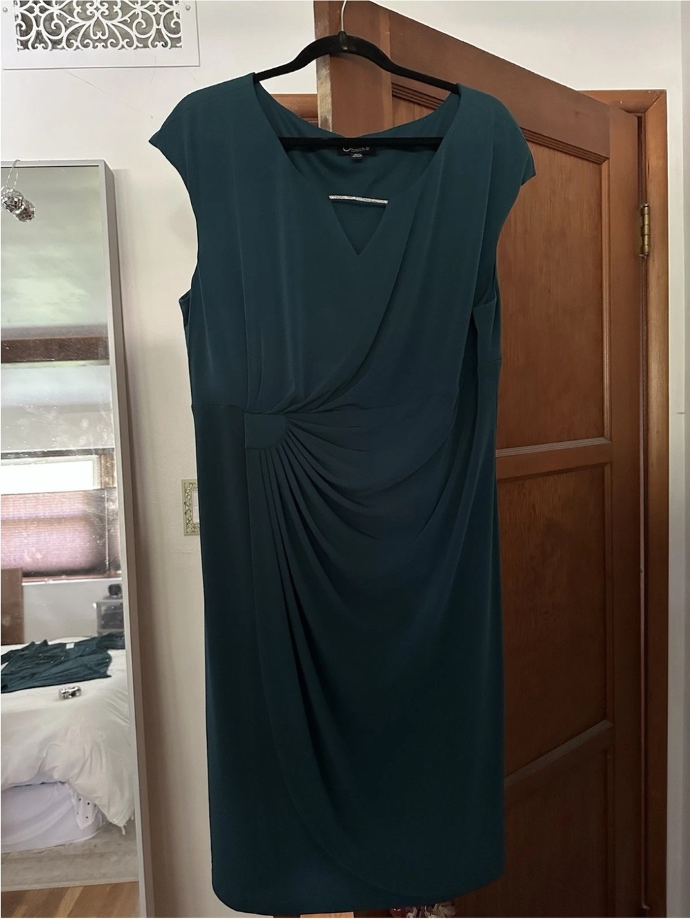 Connected Apparel 20W Hunter Green Jersey Sheath Dress Ruched 3/4 Sheer Sleeve - Picture 2 of 8